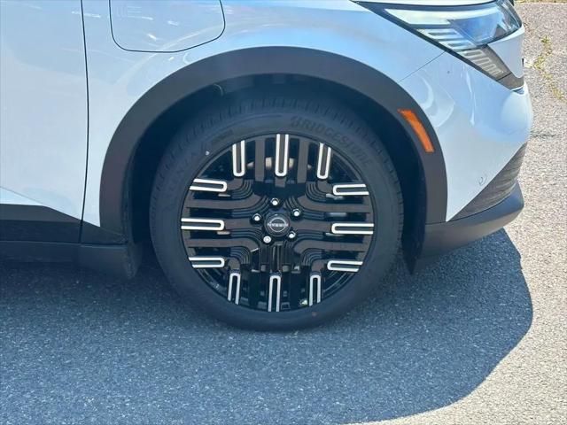 2026 Nissan LEAF PLATINUM+