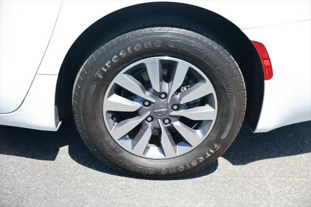 2024 Chrysler Pacifica Hybrid Select