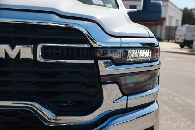 2026 Ram 3500 Tradesman Crew Cab 4x4 8 Box