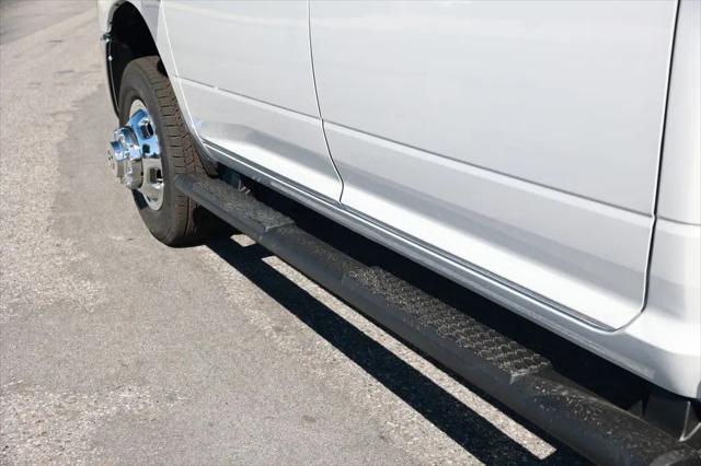 2026 Ram 3500 Tradesman Crew Cab 4x4 8 Box
