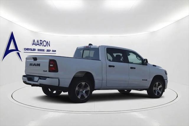 2026 Ram 1500 Express Crew Cab 4x4 57 Box