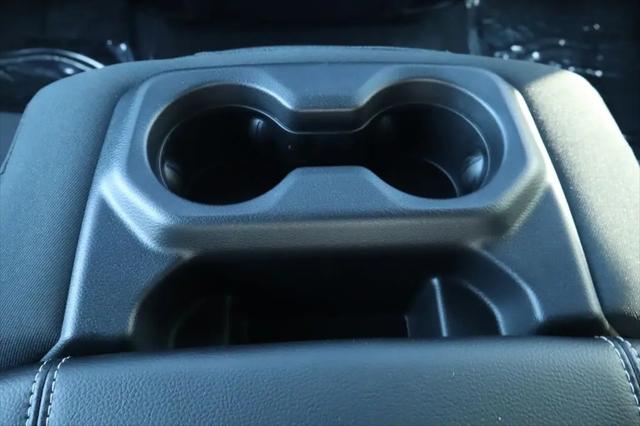 2026 Ram 1500 Express Crew Cab 4x4 57 Box