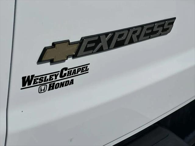 2024 Chevrolet Express Cargo Van RWD 2500 Regular Wheelbase WT