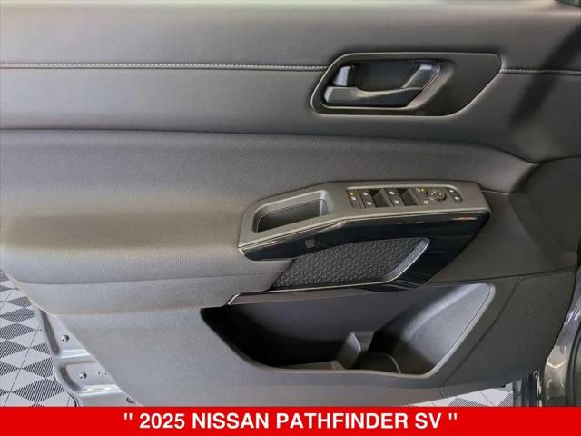2025 Nissan Pathfinder SV 4WD