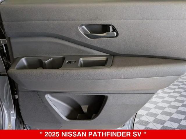 2025 Nissan Pathfinder SV 4WD