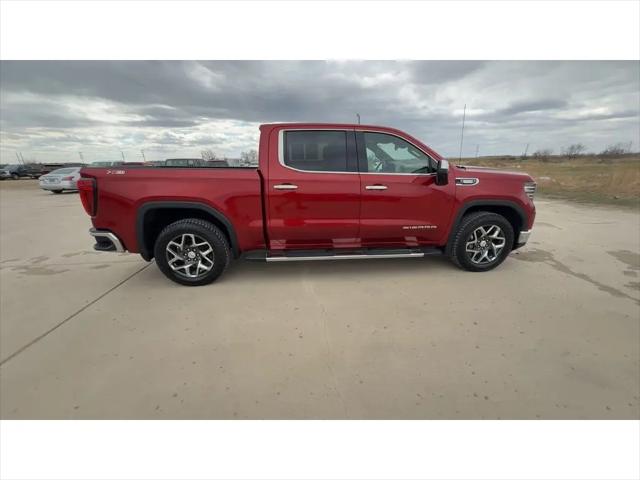 2024 GMC Sierra 1500 4WD Crew Cab Short Box SLT