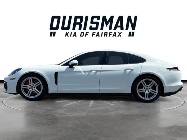 2021 Porsche Panamera 4