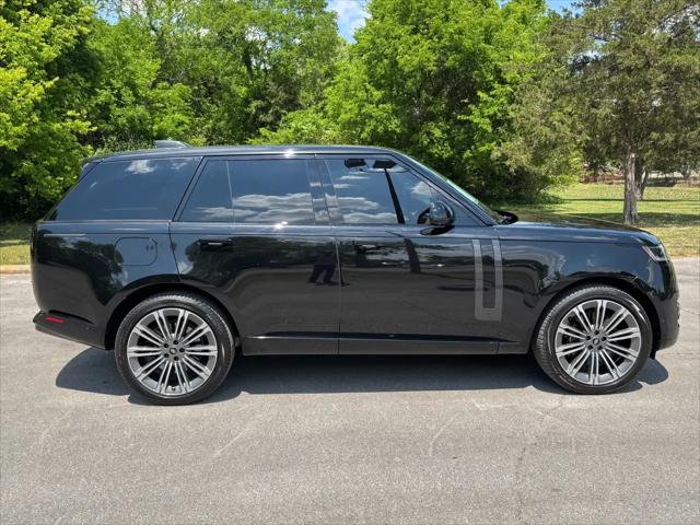 2024 Land Rover Range Rover P530 SE