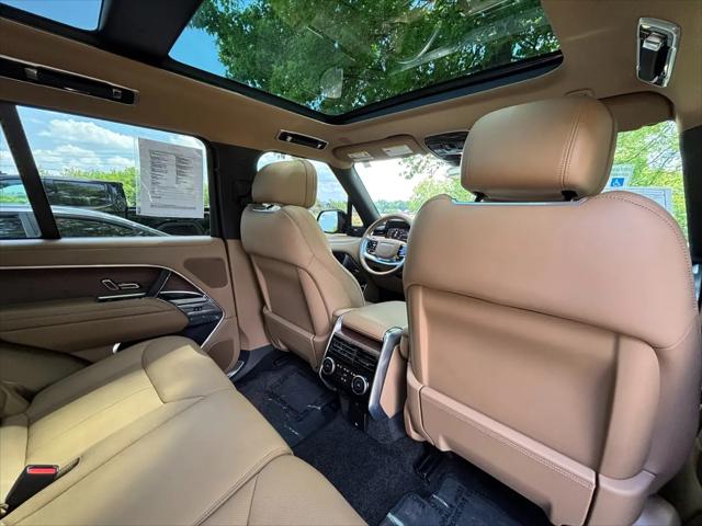 2024 Land Rover Range Rover P530 SE