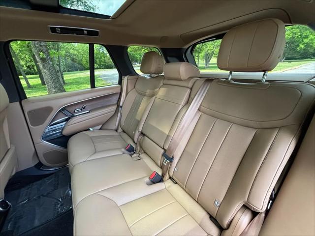 2024 Land Rover Range Rover P530 SE