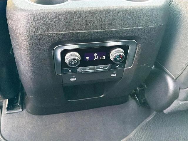 2024 GMC Yukon 4WD Denali