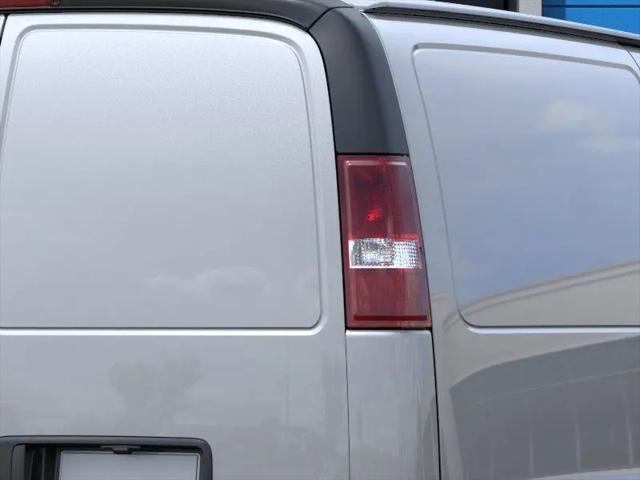 2026 Chevrolet Express Cargo Van 2500 Regular Wheelbase, WT, RWD