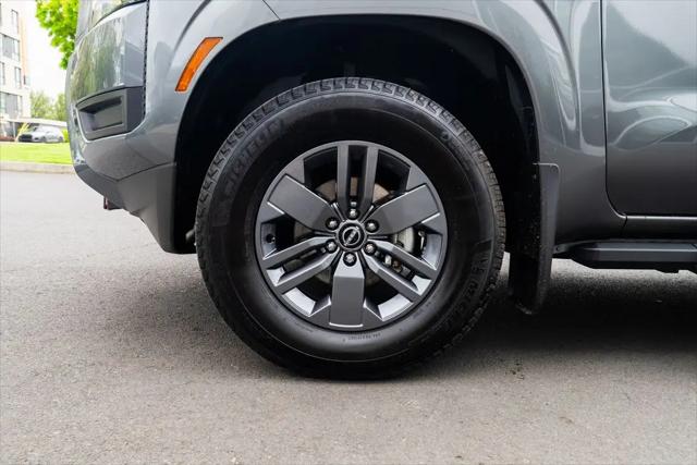 2025 Nissan Frontier Crew Cab SV 4x4