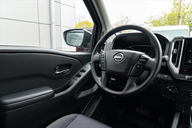 2025 Nissan Frontier Crew Cab SV 4x4