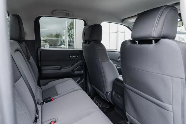 2025 Nissan Frontier Crew Cab SV 4x4