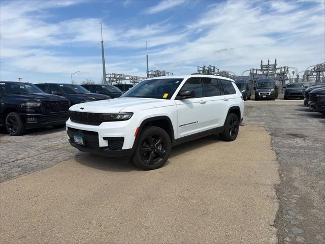 2023 Jeep Grand Cherokee L Altitude 4x4