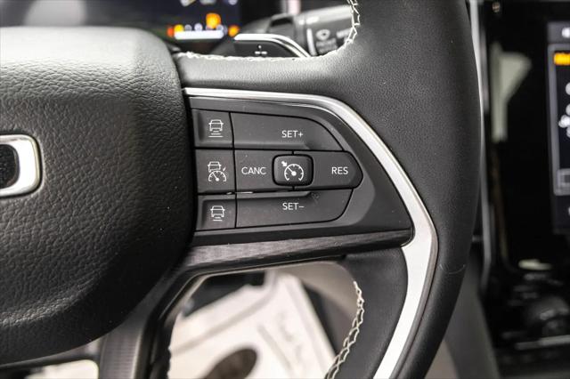 2023 Jeep Grand Cherokee L Altitude 4x4