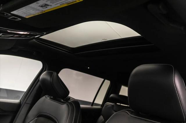2023 Jeep Grand Cherokee L Altitude 4x4
