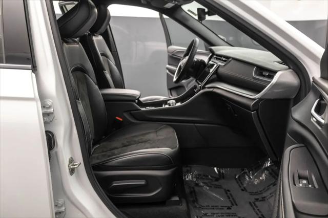 2023 Jeep Grand Cherokee L Altitude 4x4