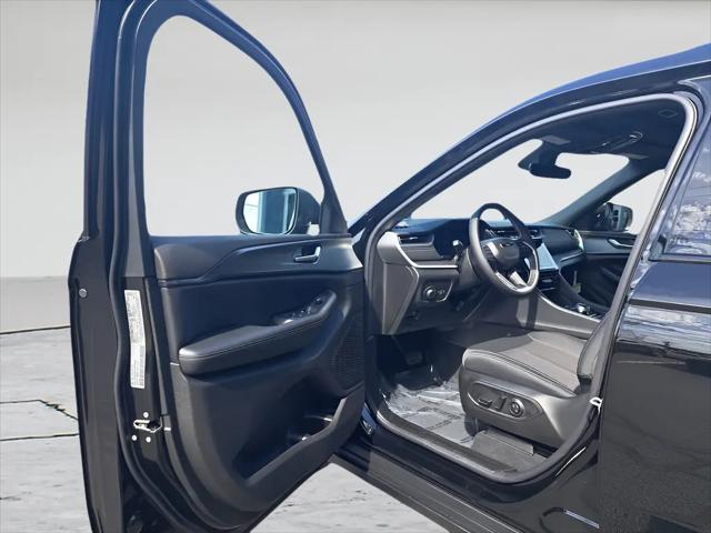 2026 Jeep Grand Cherokee L Altitude 4x4