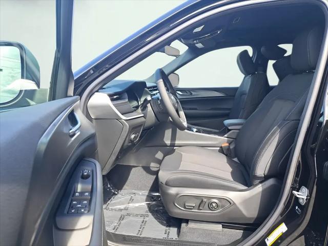 2026 Jeep Grand Cherokee L Altitude 4x4