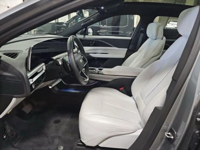 2024 Cadillac iQ Luxury w/1SC