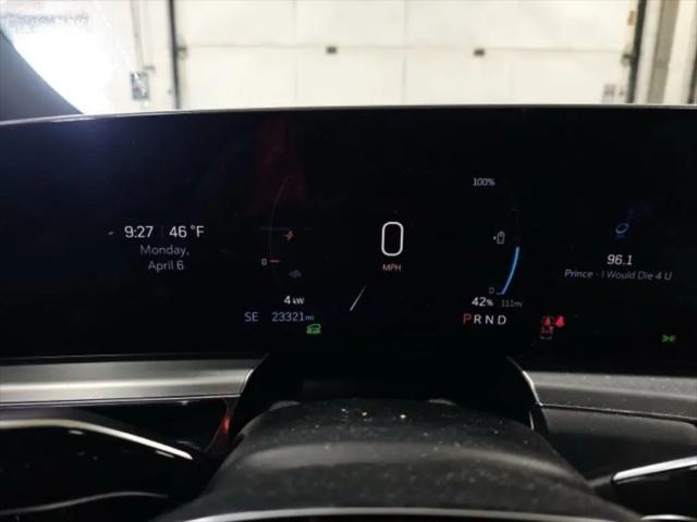 2024 Cadillac iQ Luxury w/1SC