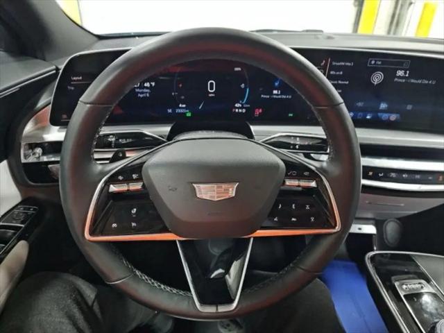 2024 Cadillac iQ Luxury w/1SC