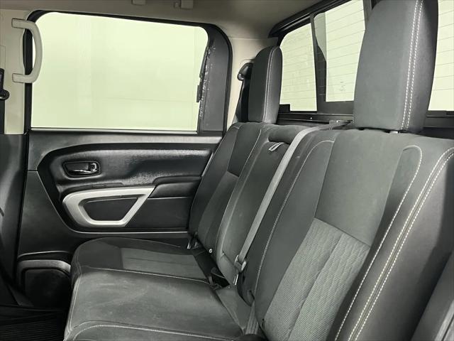 2018 Nissan Titan XD SV Gas