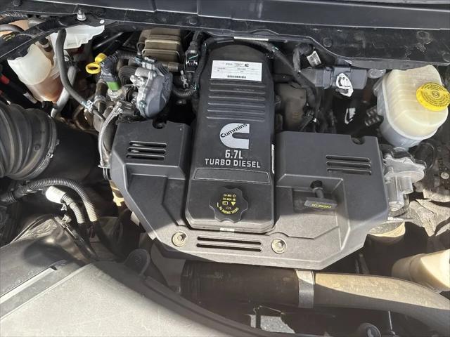 2021 Ram 3500 Laramie Crew Cab 4x4 8' Box