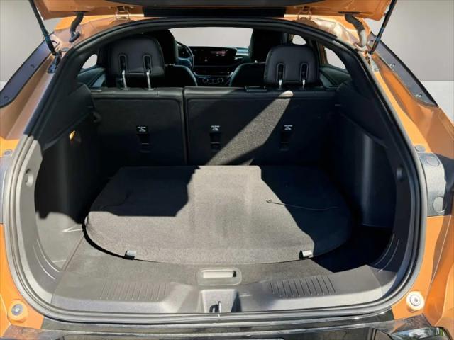 2024 Buick NV Sport Touring FWD