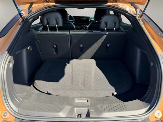 2024 Buick NV Sport Touring FWD