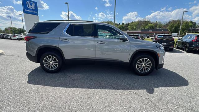 2023 Chevrolet Traverse AWD LT Cloth