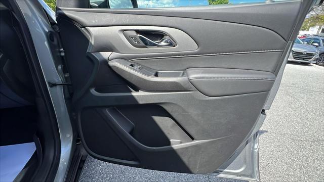 2023 Chevrolet Traverse AWD LT Cloth