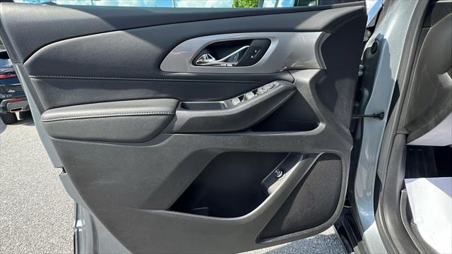 2023 Chevrolet Traverse AWD LT Cloth