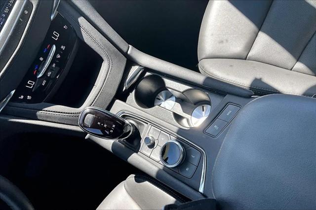 2025 Cadillac XT5 AWD Premium Luxury