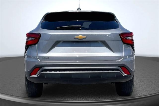2025 Chevrolet Trax FWD LS