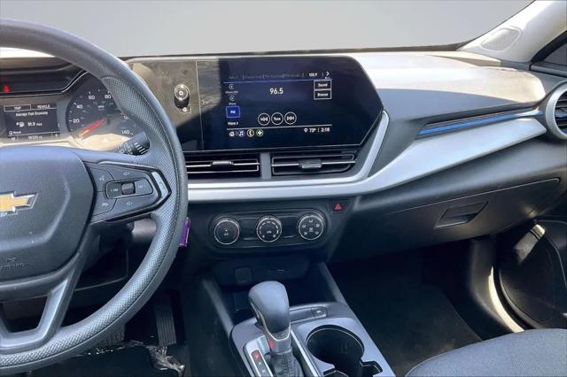 2025 Chevrolet Trax FWD LS