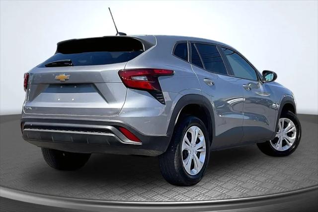 2025 Chevrolet Trax FWD LS