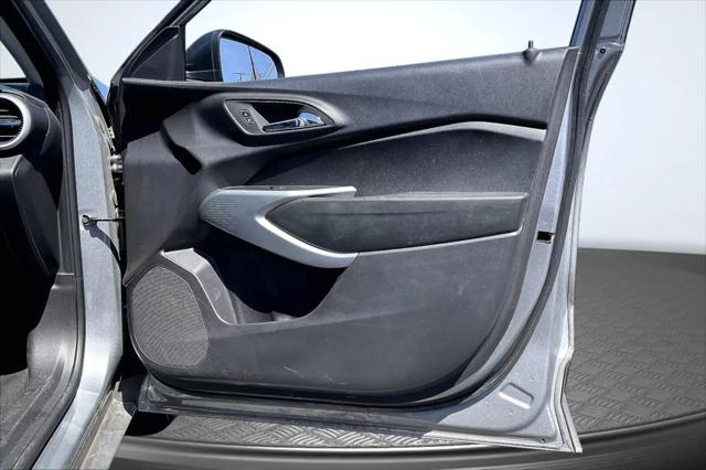 2025 Chevrolet Trax FWD LS