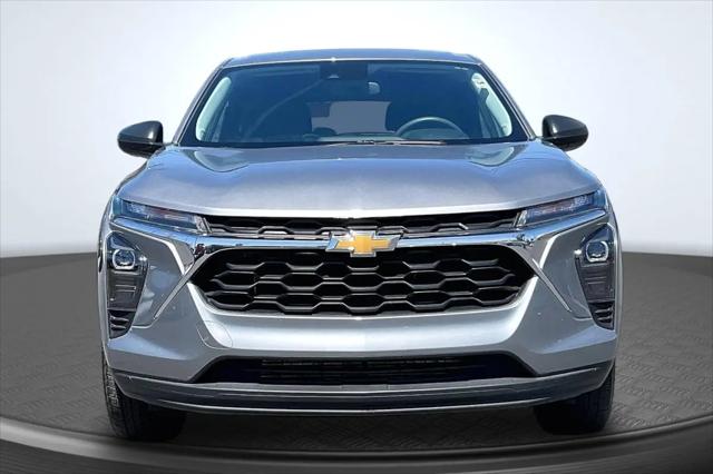 2025 Chevrolet Trax FWD LS