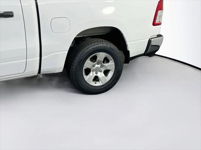 2023 Ram 1500 Big Horn Crew Cab 4x4 5'7" Box