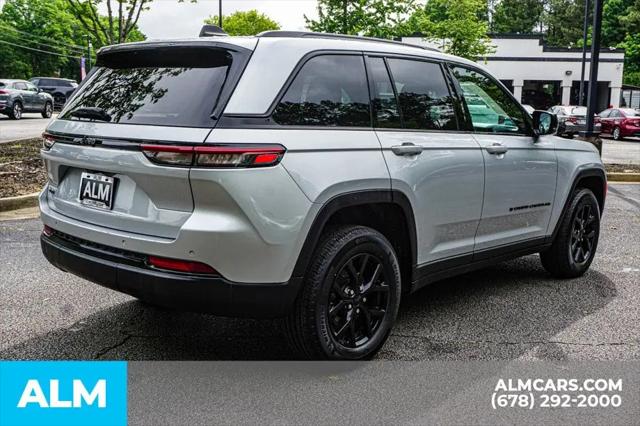 2025 Jeep Grand Cherokee Altitude 4x4