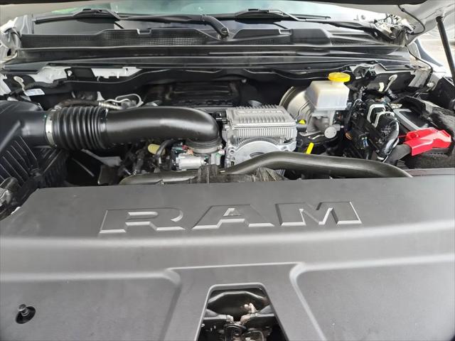 2024 Ram 1500 Big Horn Crew Cab 4x4 5'7" Box