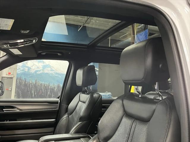 2024 Jeep Wagoneer Series II Carbide