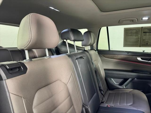 2025 Volkswagen Atlas 2.0T SEL