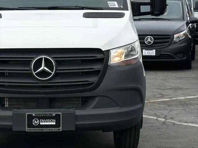 2024 Mercedes-Benz Sprinter 4500 Chassis Standard Roof 4-Cyl Diesel HO