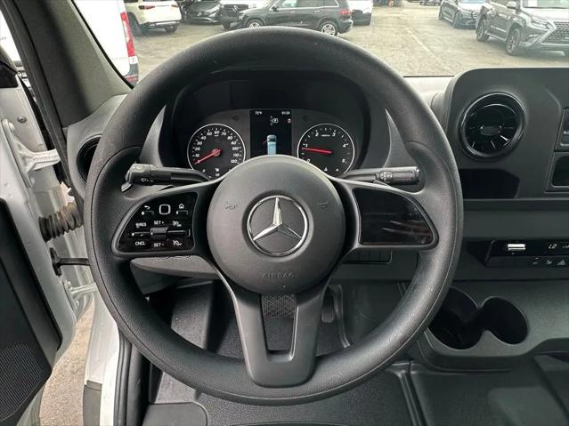 2024 Mercedes-Benz Sprinter 4500 Chassis Standard Roof 4-Cyl Diesel HO