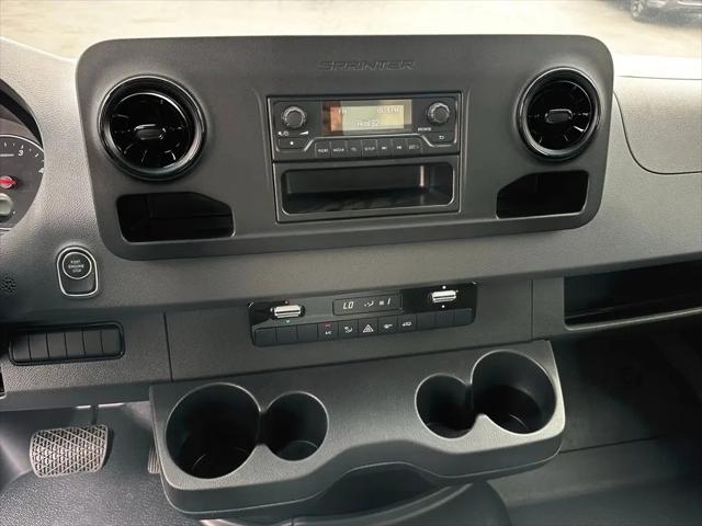2024 Mercedes-Benz Sprinter 4500 Chassis Standard Roof 4-Cyl Diesel HO