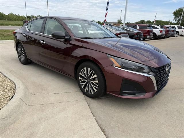 2025 Nissan Altima SV FWD